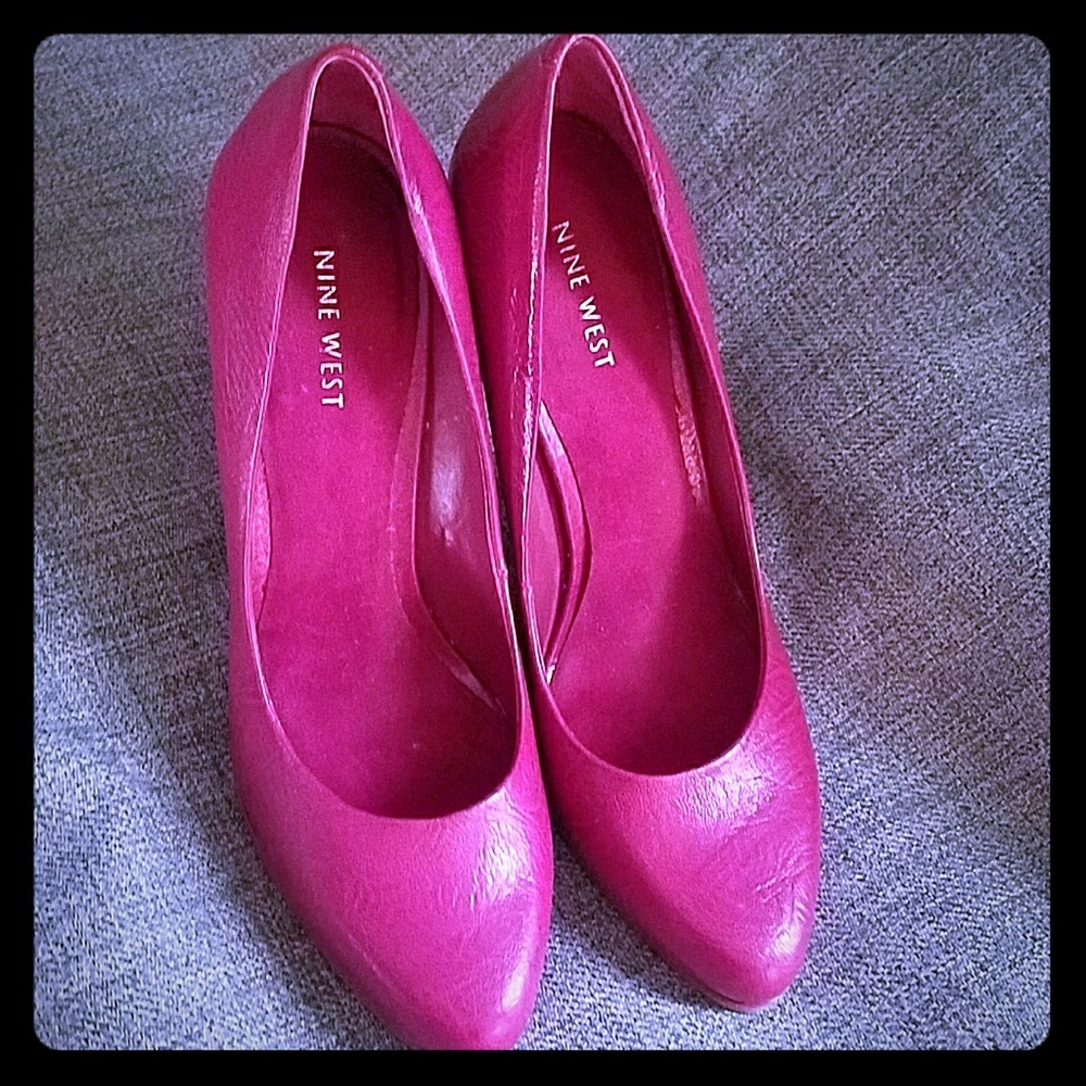Nine West Rasberry Pink Pumps